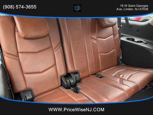 Used 2016 Cadillac Escalade ESV Premium image 28