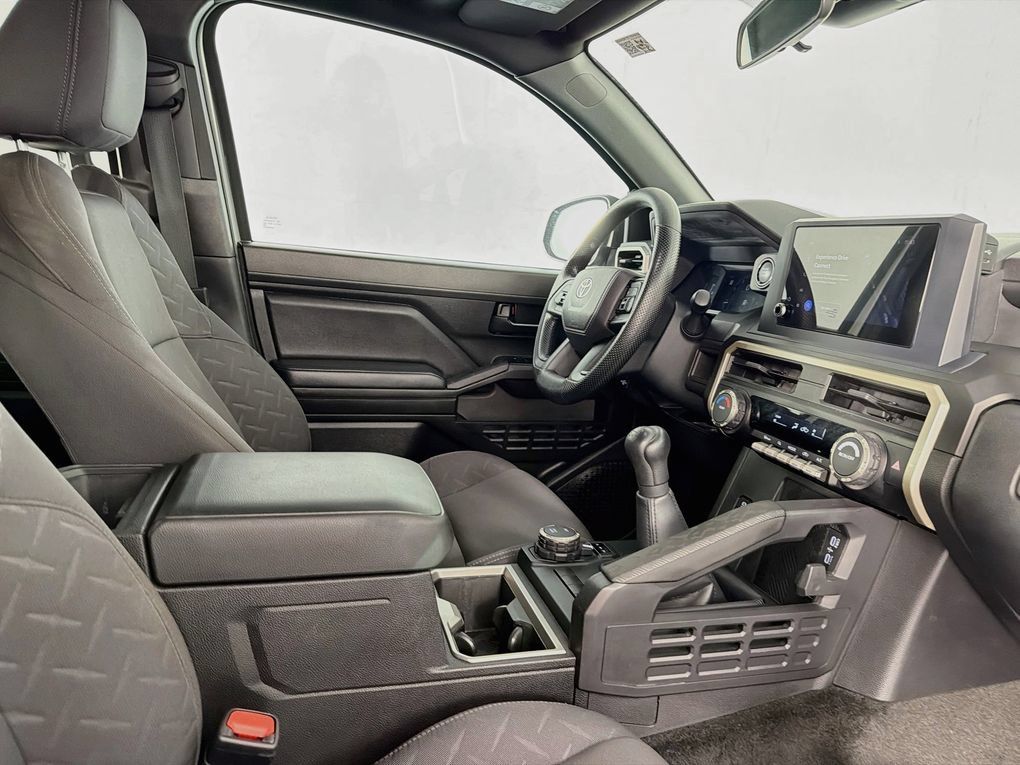 Used 2024 Toyota Tacoma SR AWD/4WD image 36