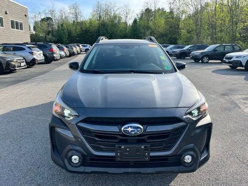 Used 2023 Subaru Outback Premium image 2