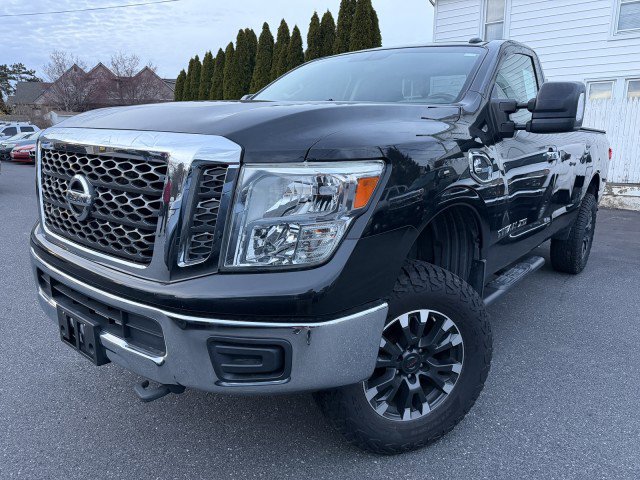 Used 2017 Nissan Titan SV AWD/4WD image 4