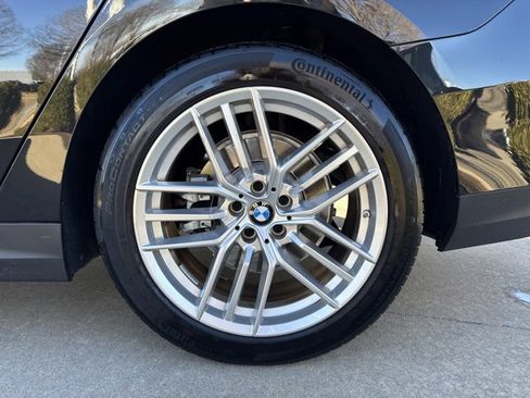 Certified 2024 BMW 530i xDrive w/ Premium Package image 27