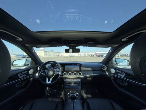 Used 2019 Mercedes-Benz E 300 4MATIC image 42