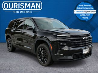 Used 2024 Chevrolet Traverse LS w/ Midnight/Sport Edition video 1