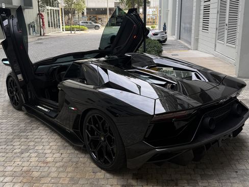 Used 2022 Lamborghini Aventador LP 780-4 Ultimae AWD/4WD image 3