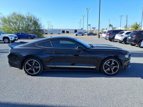 Used 2016 Ford Mustang GT Premium image 9
