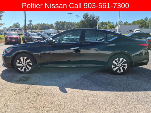 Used 2024 Nissan Altima 2.5 S FWD image 2