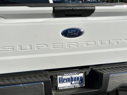 New 2026 Ford F250 XL w/ XL Chrome Package image 24