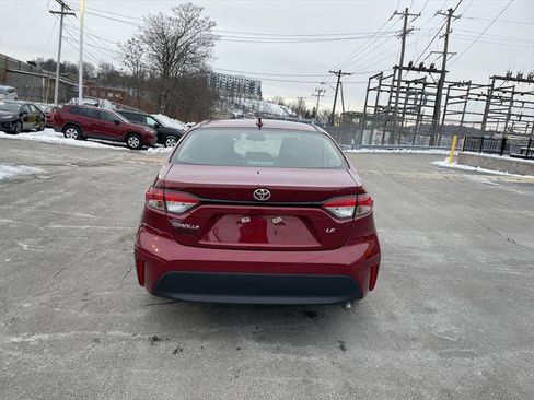 Certified 2024 Toyota Corolla LE image 4