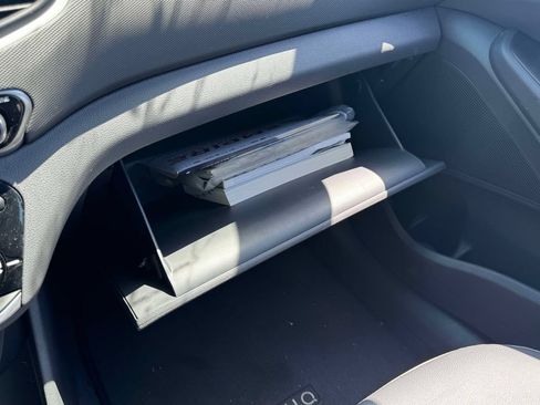Used 2019 Hyundai Ioniq Limited FWD image 32