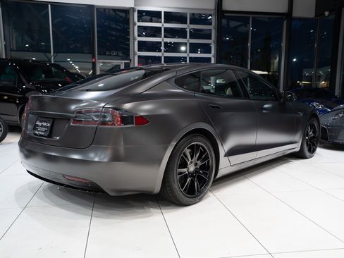 Used 2021 Tesla Model S Long Range Plus AWD/4WD image 4