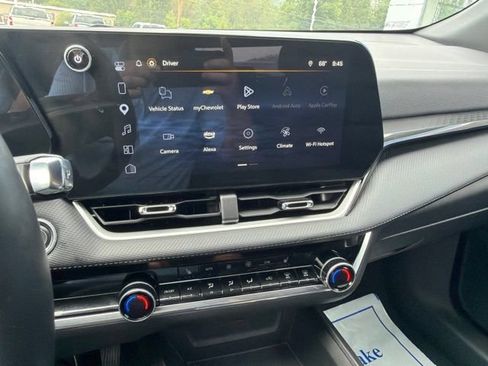 Used 2025 Chevrolet Equinox LT w/ Convenience Package II AWD/4WD image 13