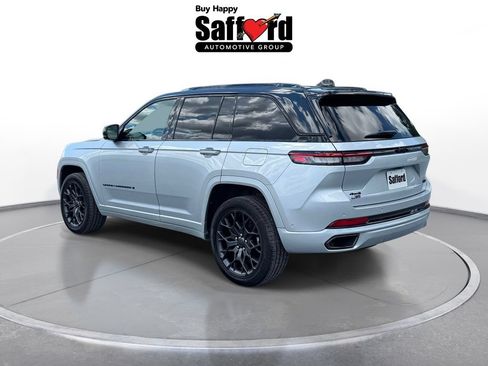 Used 2025 Jeep Grand Cherokee Summit AWD/4WD image 6