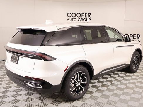 New 2026 Lincoln Nautilus Premier image 20