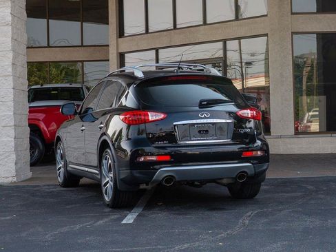 Used 2017 INFINITI QX50 2WD w/ Premium Plus Package image 4