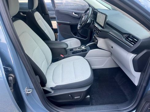 Used 2023 Ford Escape Active w/ Tech Pack #2 AWD/4WD image 10