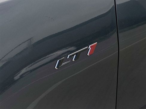 Used 2023 Chevrolet Camaro LT w/ Technology Package image 7