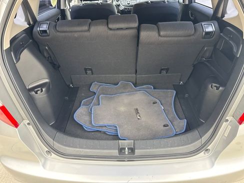 Used 2013 Honda Fit Sport image 27
