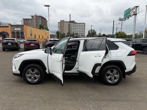 Certified 2024 Toyota RAV4 XLE w/ Convenience Package AWD/4WD image 19