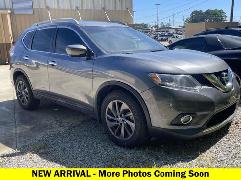 Used 2016 Nissan Rogue SL w/ SL Premium Package FWD image 1