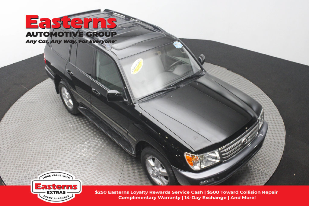 Used 2005 Toyota Land Cruiser w/ Convenience Pkg AWD/4WD image 4