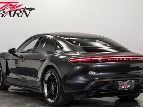 Used 2021 Porsche Taycan Turbo S image 3
