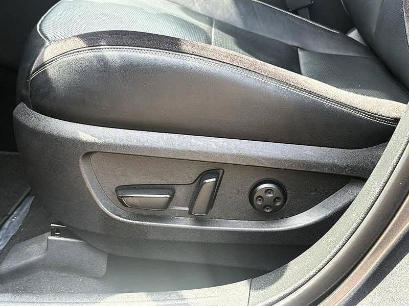 Used 2023 INFINITI QX50 Sport AWD/4WD image 17