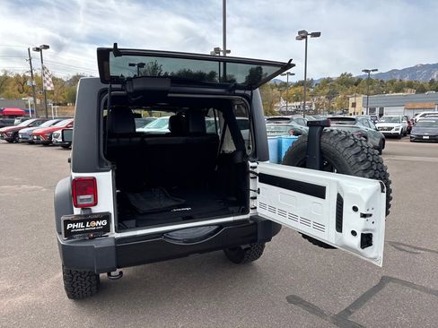 Used 2017 Jeep Wrangler Unlimited Sport image 18