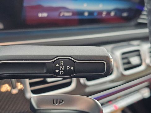 New 2026 Mercedes-Benz GLE 53 AMG 4MATIC image 30