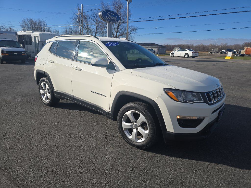 Used 2019 Jeep Compass Latitude w/ Safety & Security Group AWD/4WD image 23