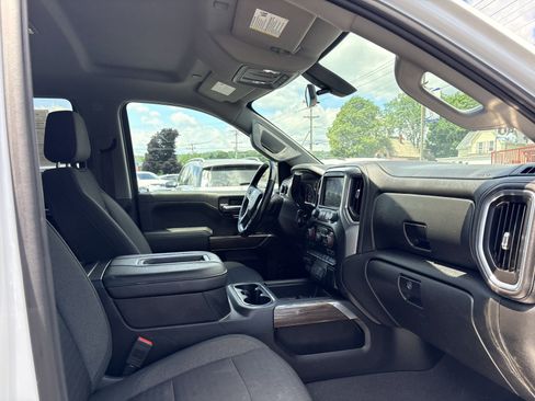 Used 2019 Chevrolet Silverado 1500 RST w/ True North Edition AWD/4WD image 16