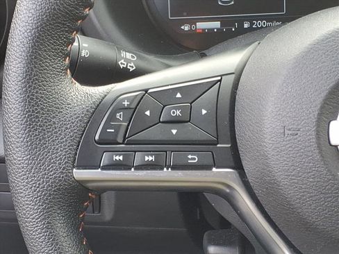 Used 2024 Nissan Kicks SR w/ SR Premium Package image 20