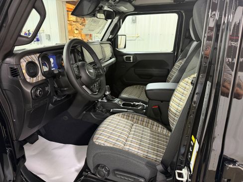 New 2026 Jeep Wrangler Unlimited Sport AWD/4WD image 8