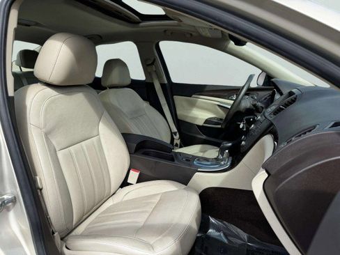 Used 2011 Buick Regal CXL Turbo w/ TO2 Preferred Equipment Group image 47