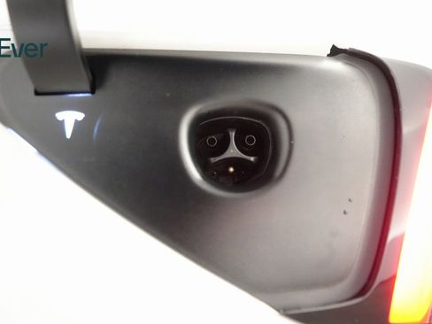 Used 2022 Tesla Model 3 Long Range image 24