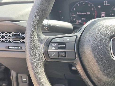 Used 2025 Honda Accord LX image 20