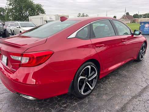 Used 2018 Honda Accord Sport image 7