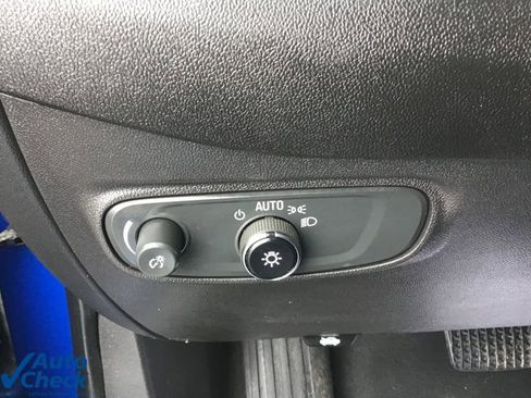 Used 2024 Chevrolet Equinox LT image 18