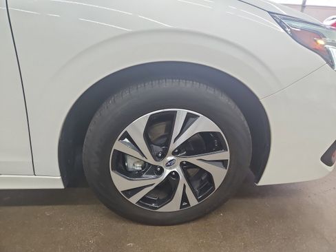 Used 2025 Subaru Legacy Premium AWD/4WD image 23