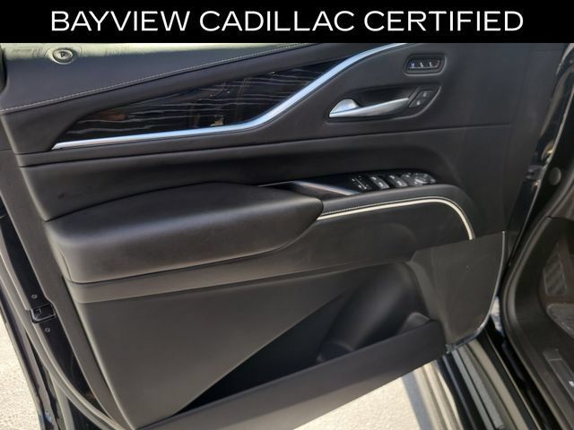 Used 2023 Cadillac Escalade ESV V AWD/4WD image 24