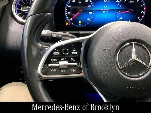 Used 2023 Mercedes-Benz GLA 250 4MATIC image 25