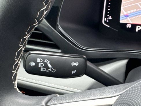 Certified 2023 Volkswagen Taos SEL image 20