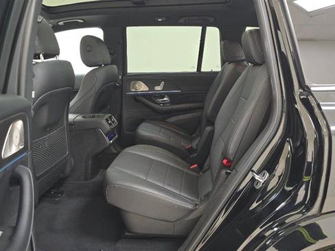 Used 2023 Mercedes-Benz GLS 450 GLS 450 w/ AMG Line Exterior image 9