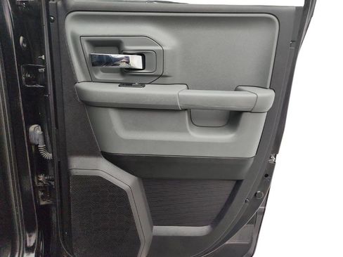 Used 2019 RAM 1500 Classic Warlock image 30