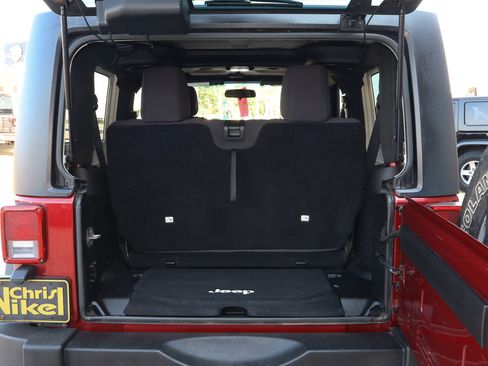 Used 2013 Jeep Wrangler Sport AWD/4WD image 10