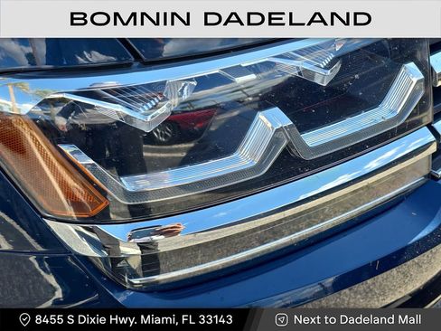 Used 2019 Volkswagen Atlas SE w/ Panoramic Sunroof Package image 11