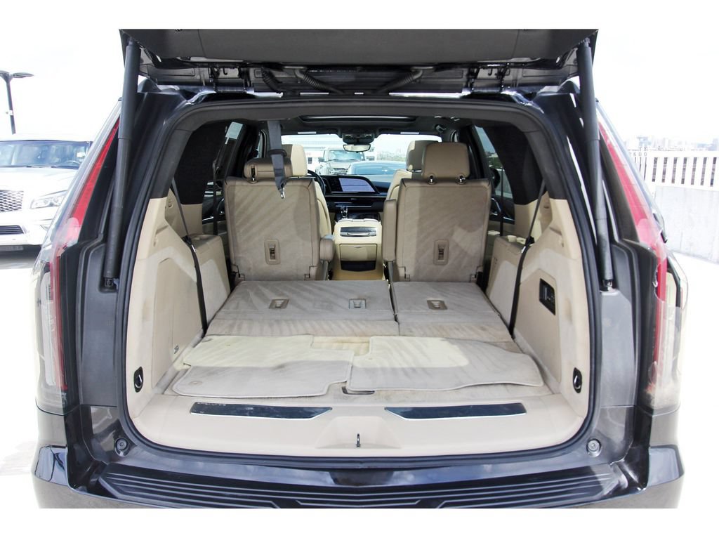 Certified 2023 Cadillac Escalade Premium Luxury w/ Performance Package AWD/4WD image 33