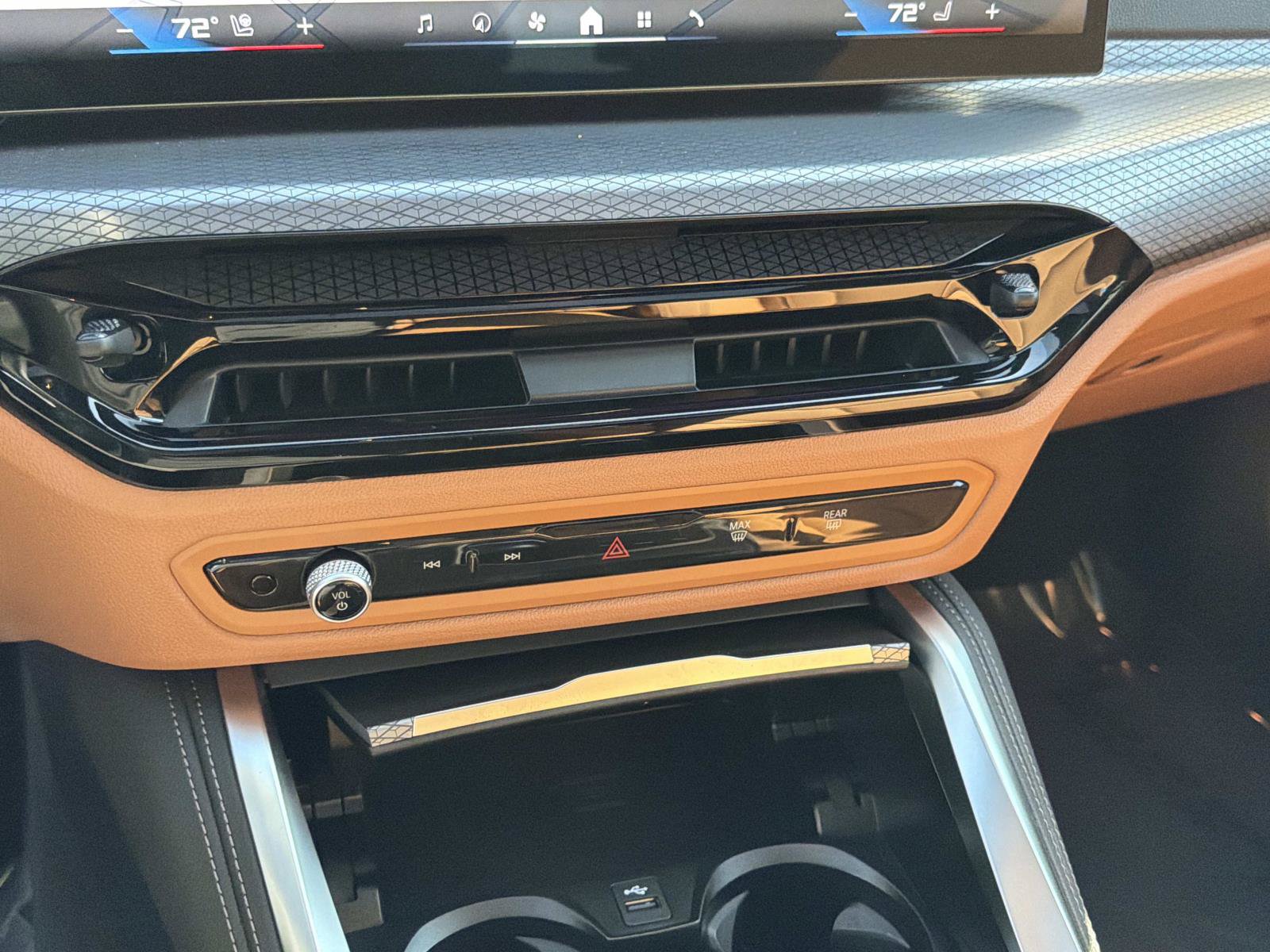 Used 2026 BMW M440i RWD image 19