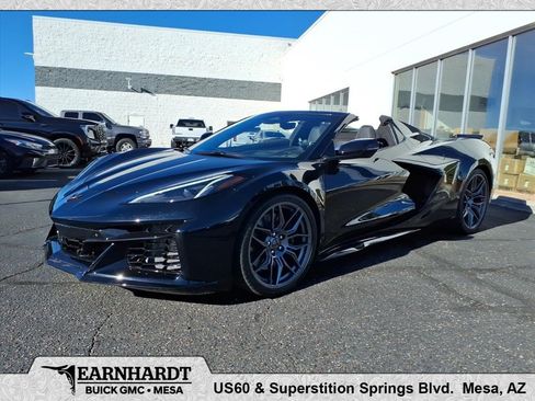 Used 2025 Chevrolet Corvette Z06 image 1