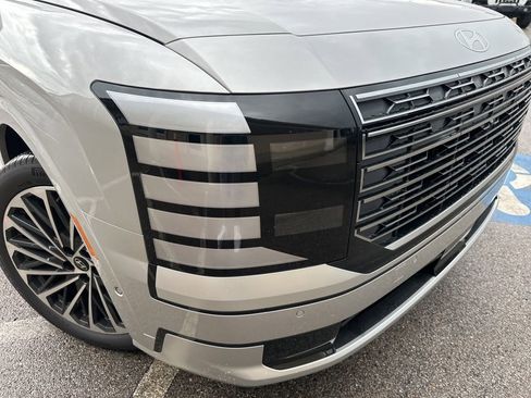 New 2026 Hyundai Palisade Calligraphy FWD image 10