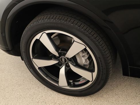 Certified 2022 Audi Q5 2.0T Prestige image 32